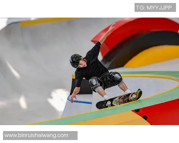 重庆攀岩队在世界滑板锦标赛中的耐力表现引发热议与关注